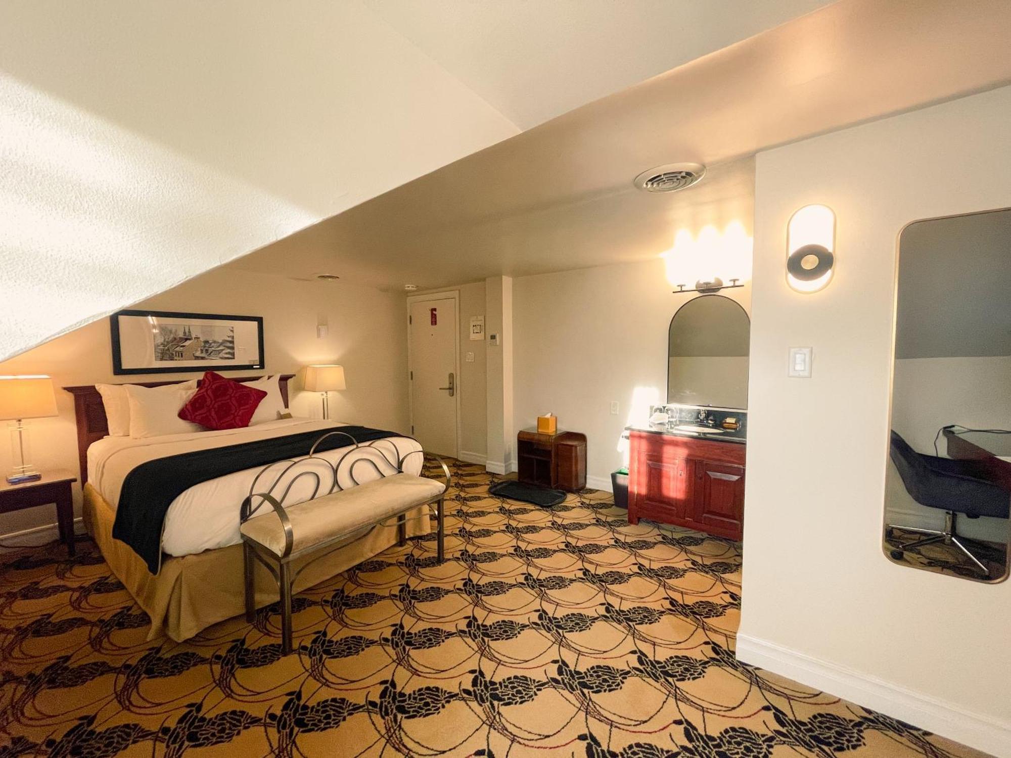 Manoir D'auteuil Quebec City