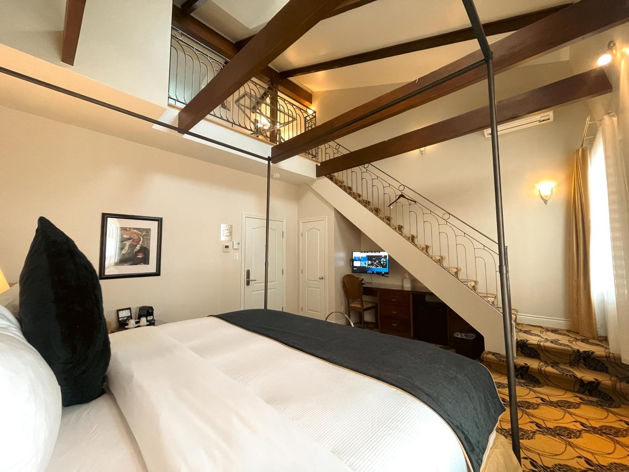 Hotel Manoir D'auteuil Quebec City